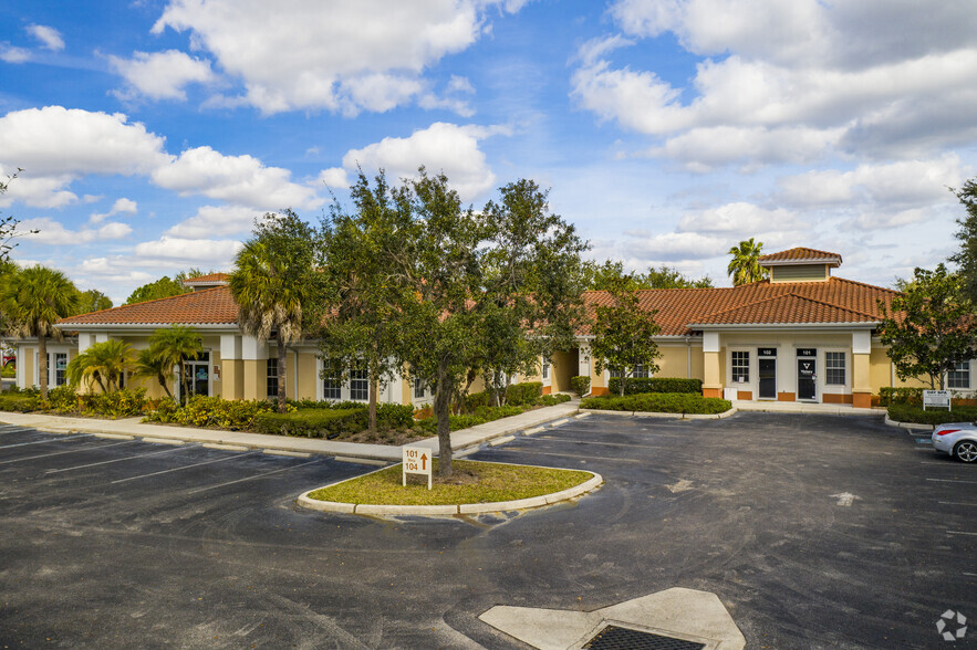 9015 Town Center Pky, Lakewood Ranch, FL à louer - Photo de l’immeuble – Image 2 sur 16