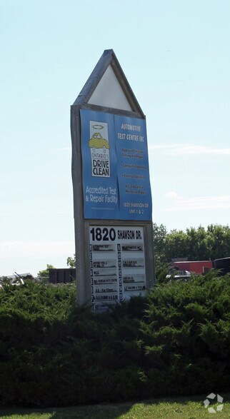 1820 Shawson Dr, Mississauga, ON à louer - Photo de l’immeuble – Image 2 sur 6