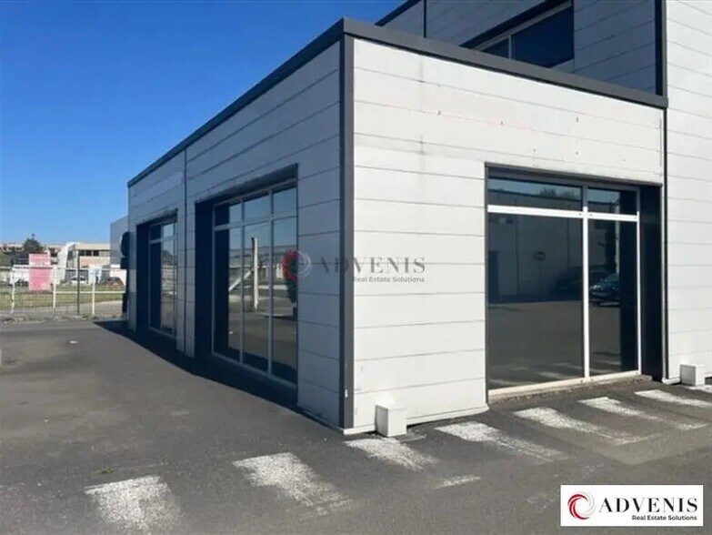 Local d’activités dans Mérignac à louer - Photo de l’immeuble – Image 2 sur 6
