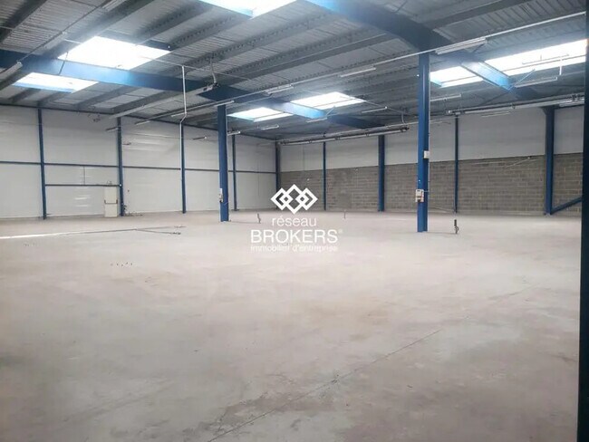 Plus de détails pour Industriel/Logistique à vendre