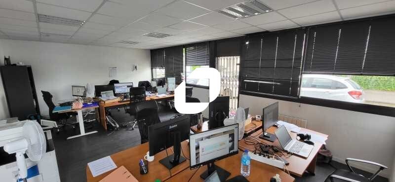 Bureau dans Talence à louer - Photo de l’immeuble – Image 3 sur 6