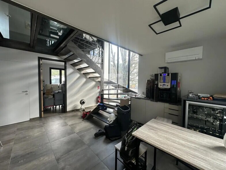 Local d'activités dans Seyssinet-Pariset à vendre - Photo intérieure – Image 3 sur 5