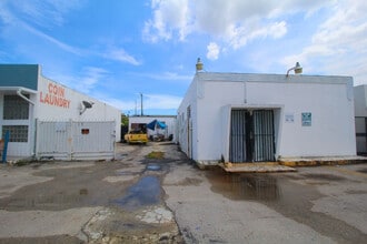 34 E 9th St, Hialeah, FL à louer Photo intérieure– Image 2 sur 17