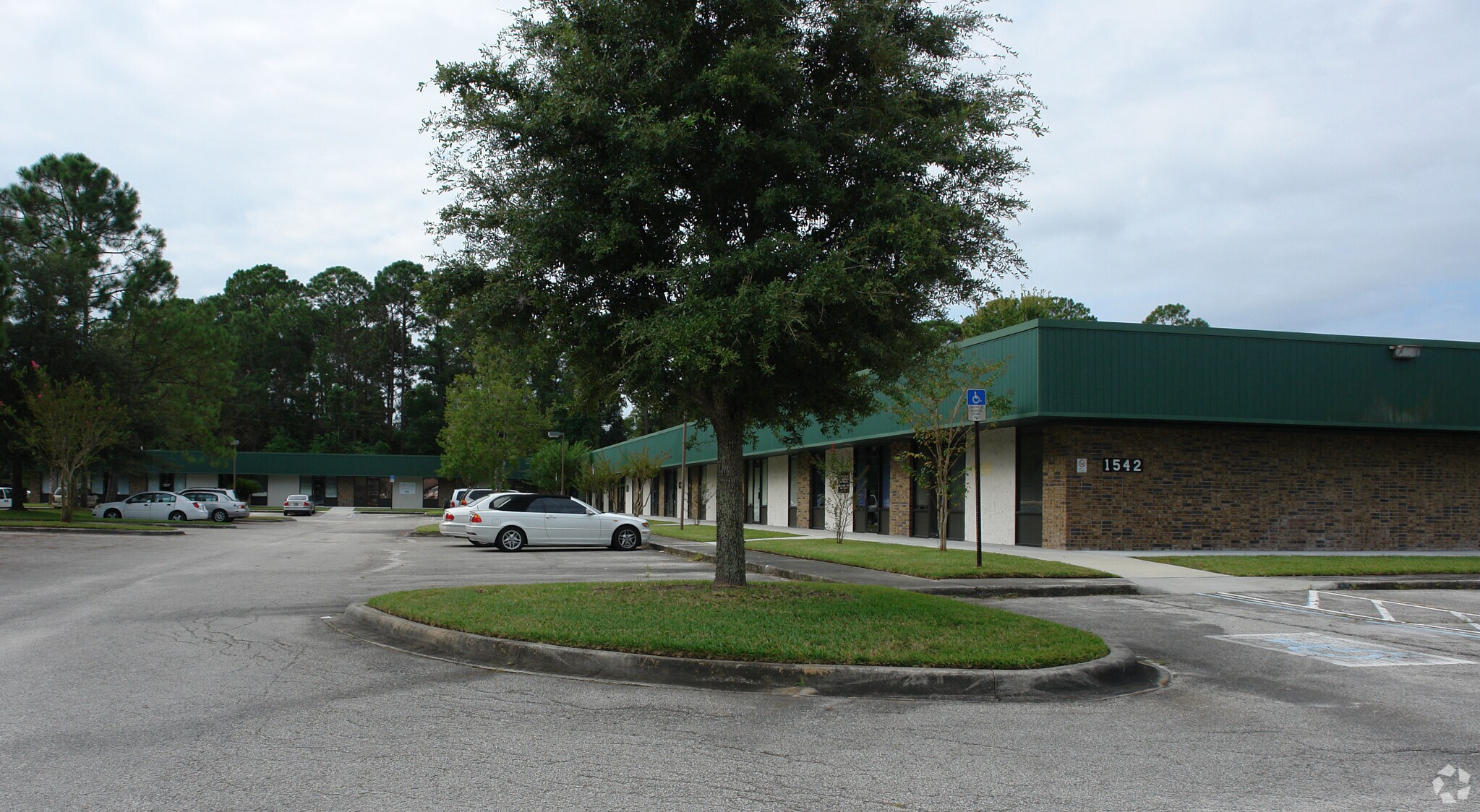 1542 Kingsley Ave, Orange Park, FL à vendre Photo principale– Image 1 sur 3