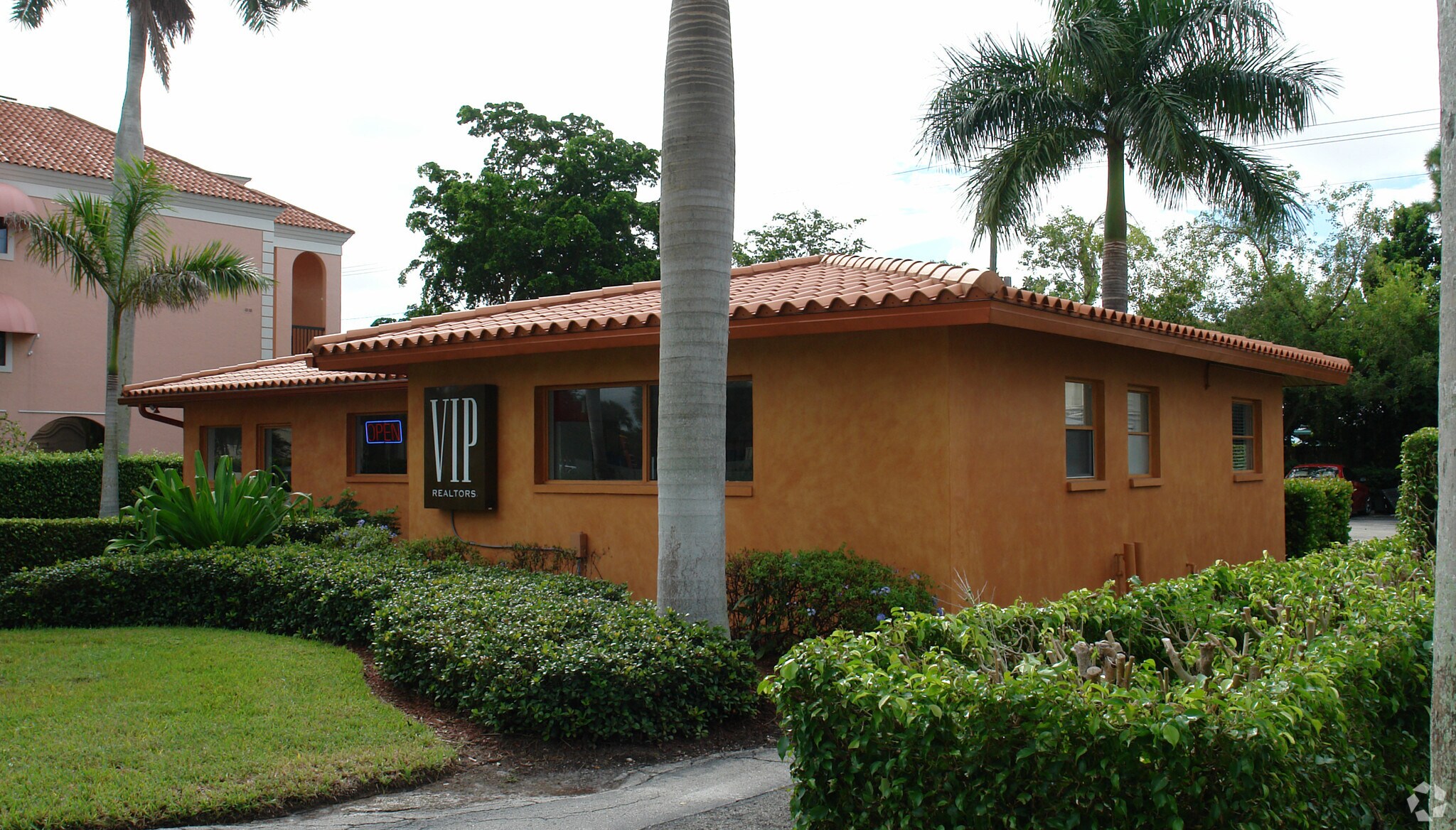 780 Seagate Ave, Naples, FL à vendre Photo principale– Image 1 sur 4
