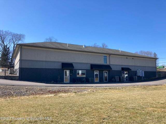 230 W Tioga St, Tunkhannock, PA à vendre - Photo de l’immeuble – Image 3 sur 15