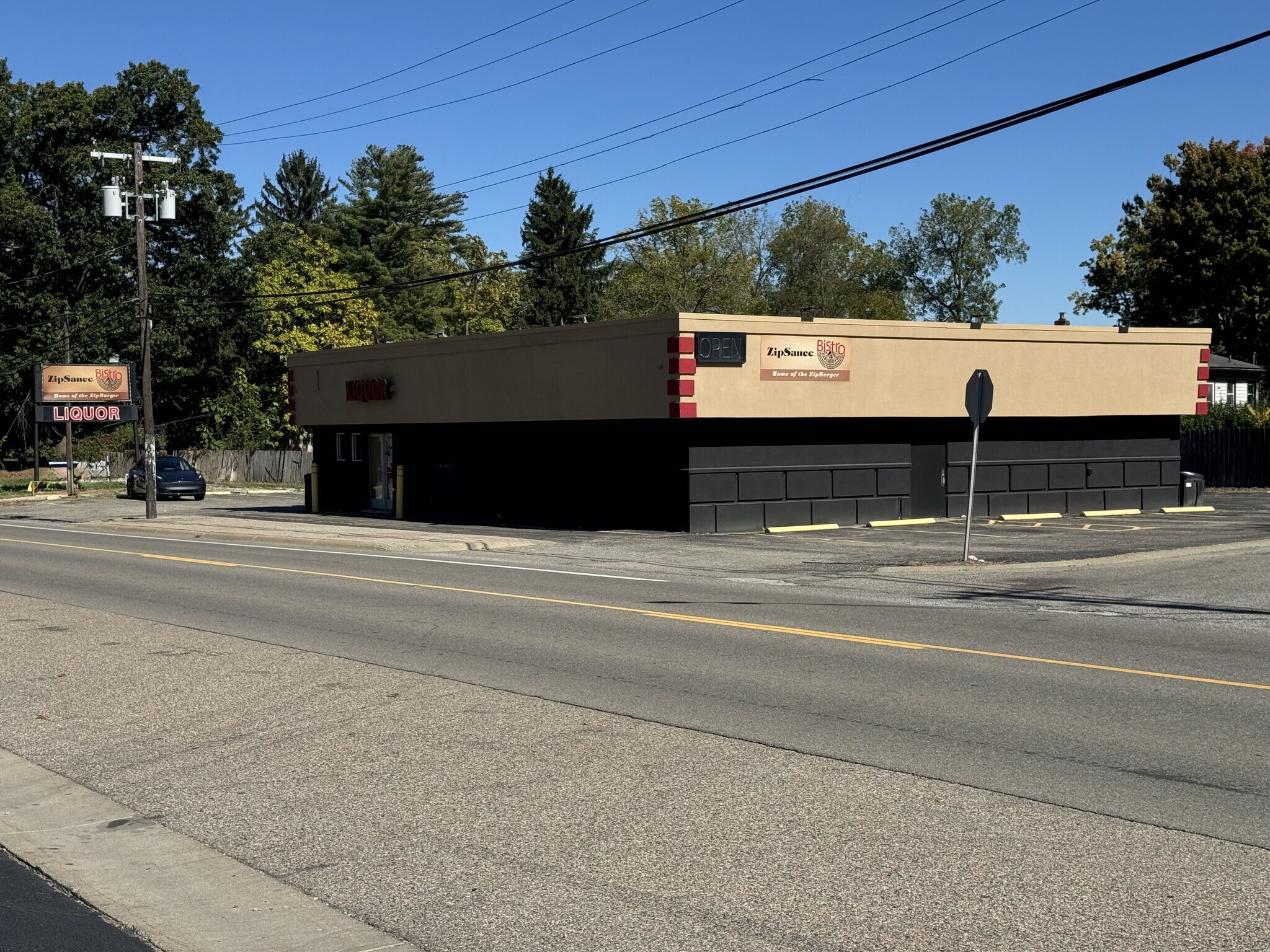 4210 Sashabaw Rd, Waterford, MI à vendre Photo de l’immeuble– Image 1 sur 12