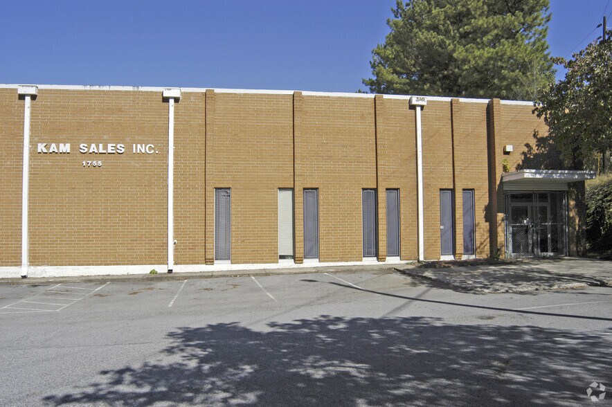 1755 Macarthur Blvd NW, Atlanta, GA à vendre - Photo principale – Image 1 sur 4