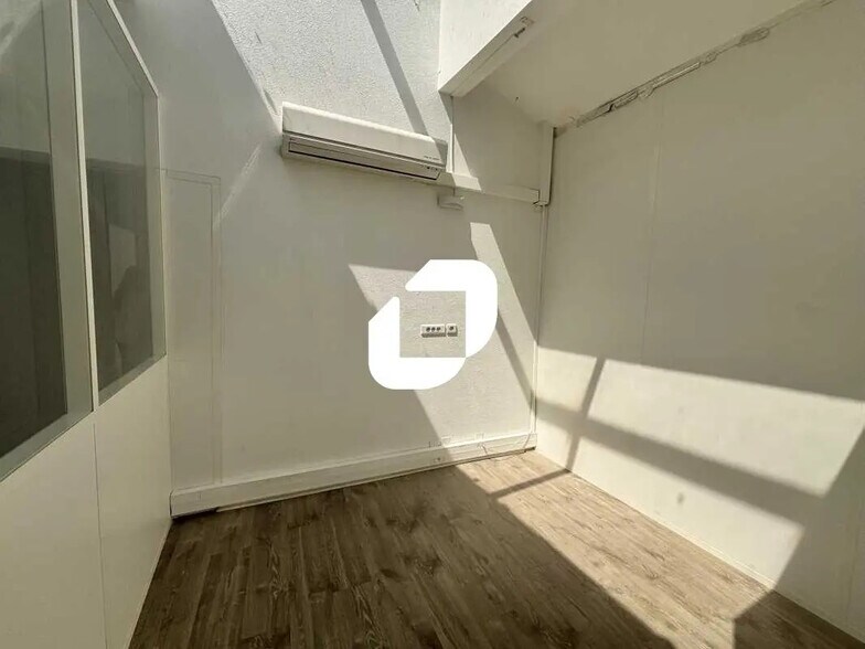 Bureau dans Bordeaux à louer - Photo de l’immeuble – Image 3 sur 9