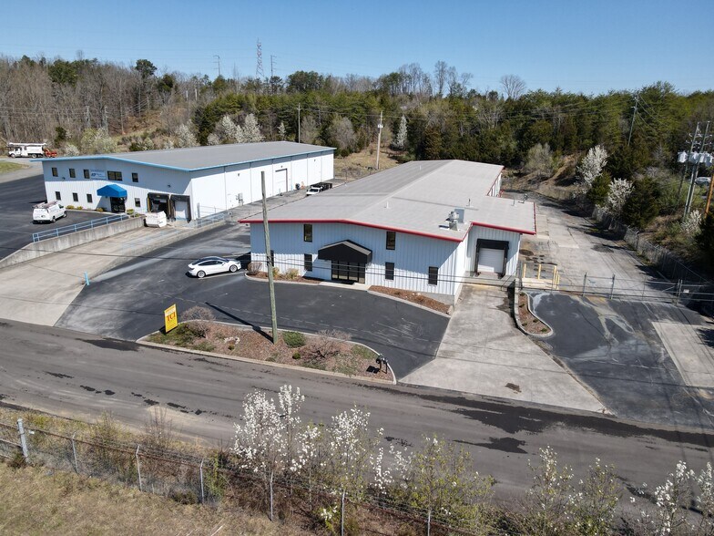 2029 Brookside Ln, Kingsport, TN à louer - Photo de l’immeuble – Image 3 sur 55