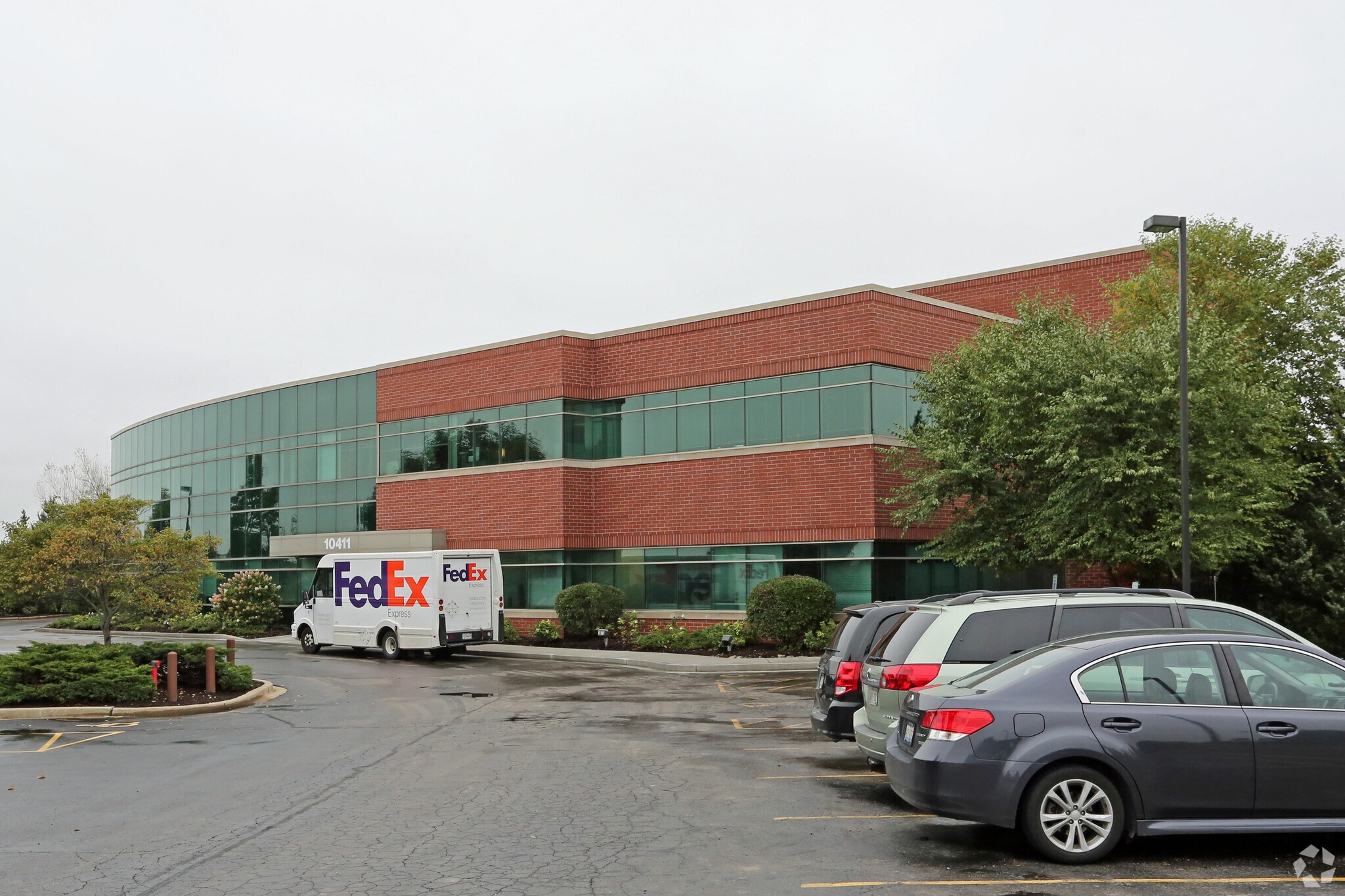 10411 Corporate Dr, Pleasant Prairie, WI à louer Photo de l’immeuble– Image 1 sur 10