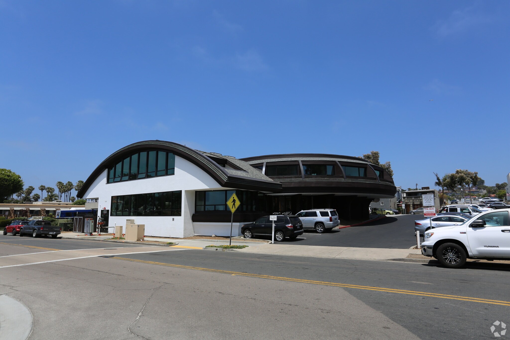 120 S Sierra Ave, Solana Beach, CA à louer Photo principale– Image 1 sur 4