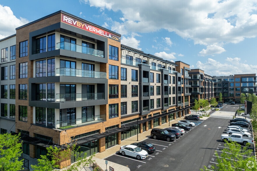 630 Washington Ave, Belleville, NJ à louer - Photo principale – Image 1 sur 2