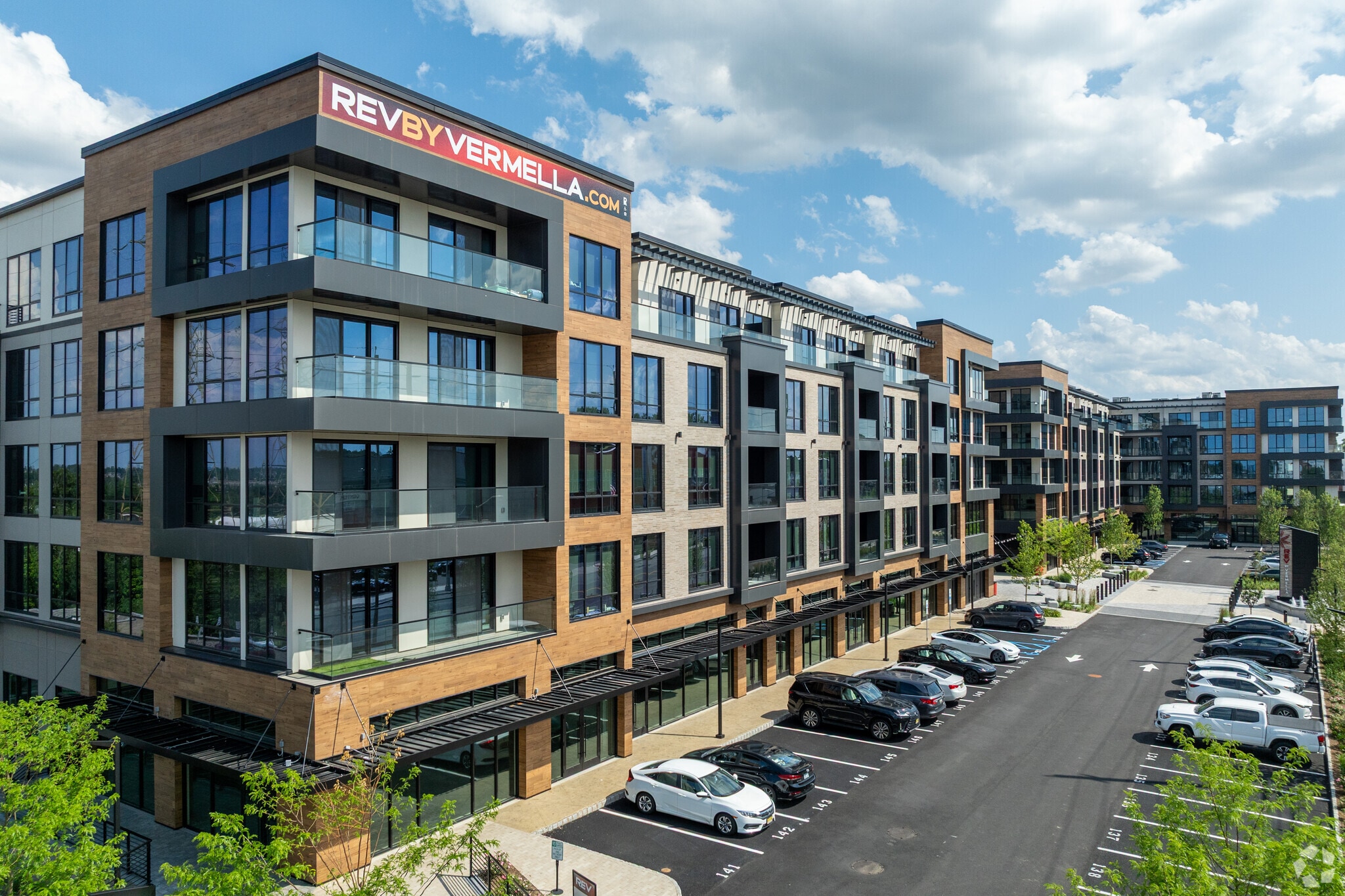 630 Washington Ave, Belleville, NJ à louer Photo principale– Image 1 sur 3