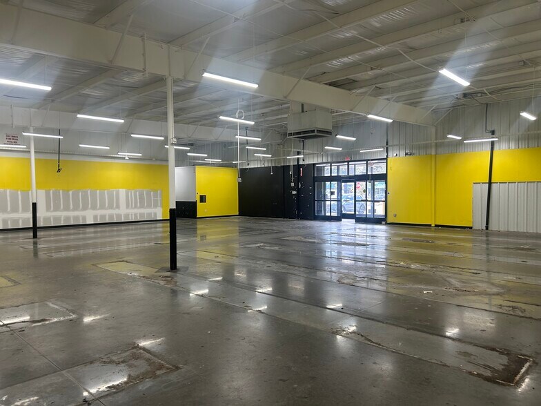 3801 N Main St, Jacksonville, FL à louer - Photo de l’immeuble – Image 3 sur 5