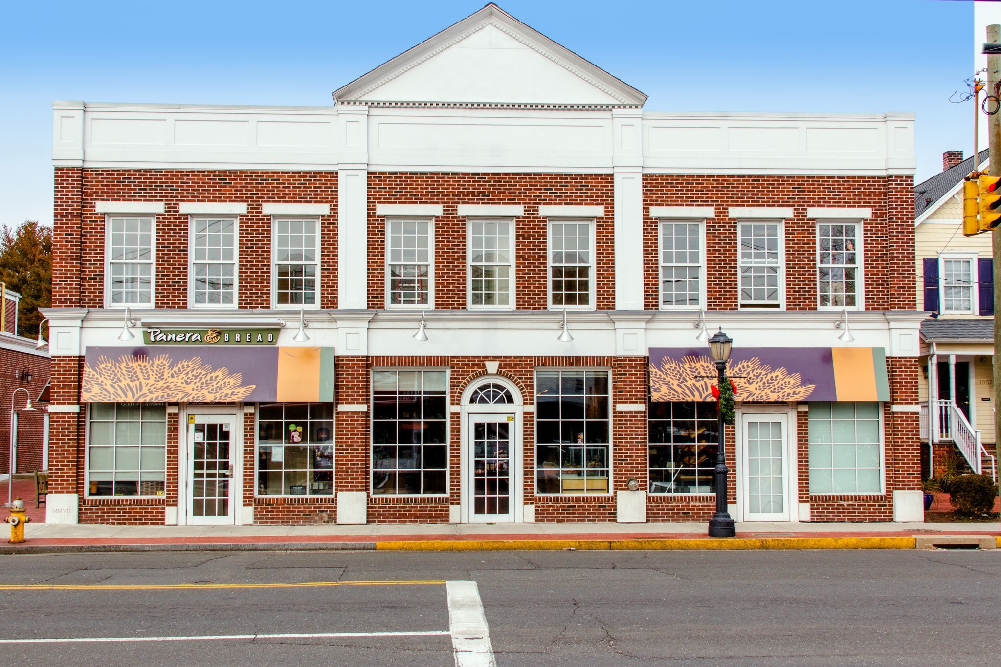 1063 Boston Post Rd, Darien, CT à louer Photo principale– Image 1 sur 3