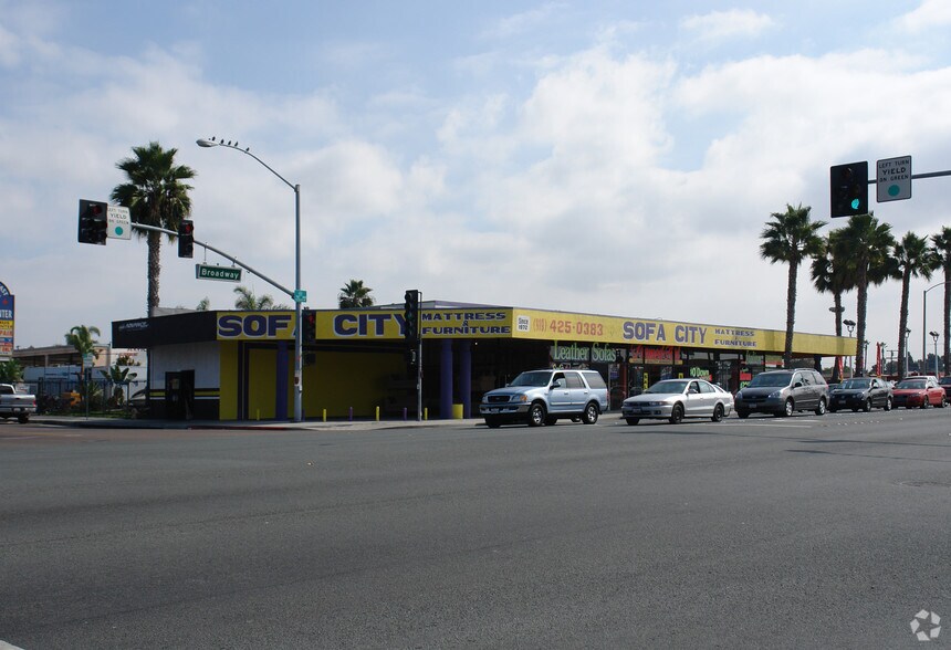 801 Broadway, Chula Vista, CA à louer - Photo principale – Image 2 sur 15