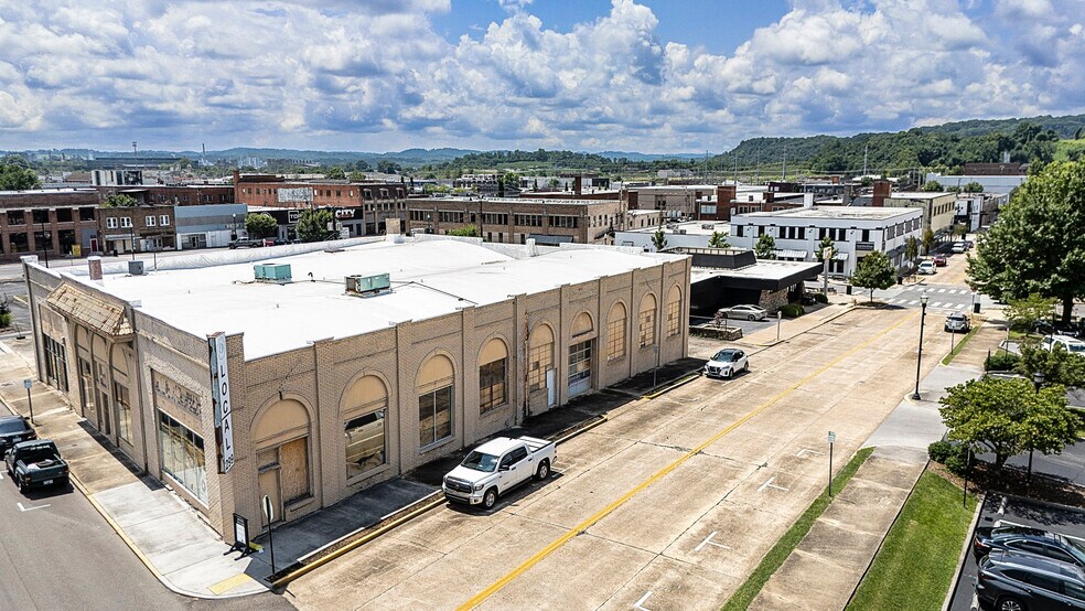 212 E Sullivan St, Kingsport, TN à vendre - Photo de l’immeuble – Image 2 sur 15