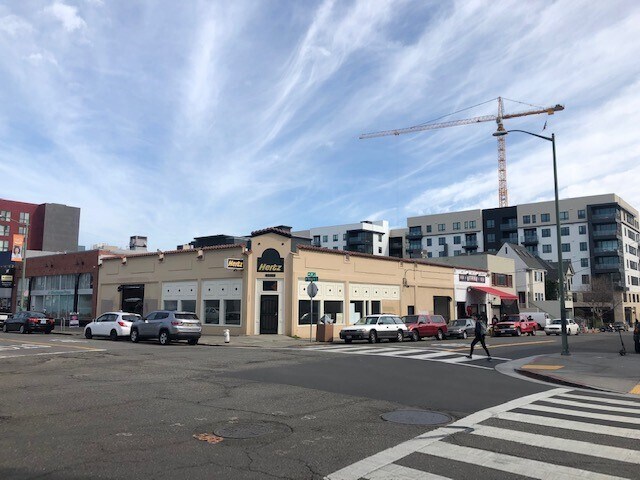 2400 Webster St, Oakland, CA à louer - Photo de l’immeuble – Image 1 sur 8