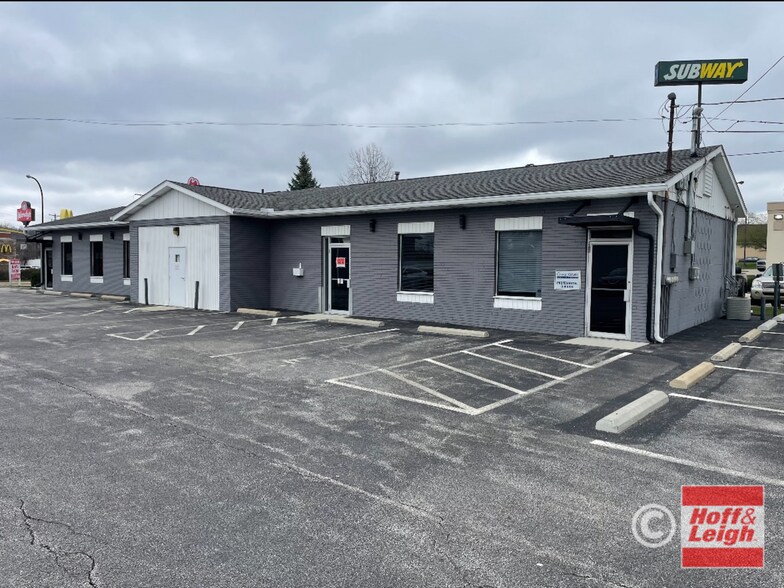 2040 E Market St, Akron, OH à louer - Photo de l’immeuble – Image 3 sur 8