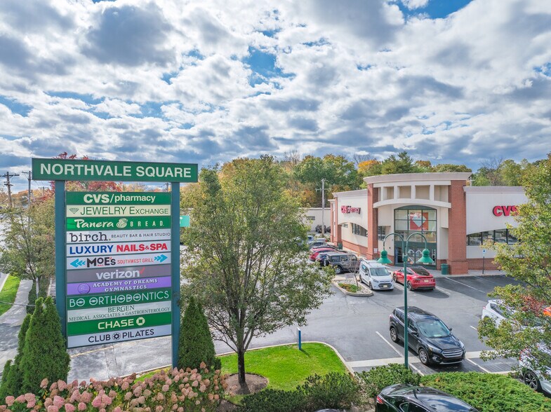 246 Livingston St, Northvale, NJ à louer - Photo de l’immeuble – Image 2 sur 7