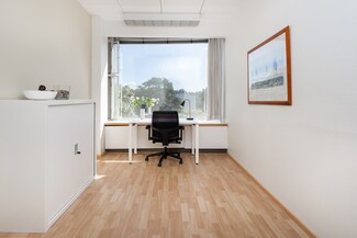 Plus de détails pour 3211 152 St, Surrey, BC - Coworking à louer