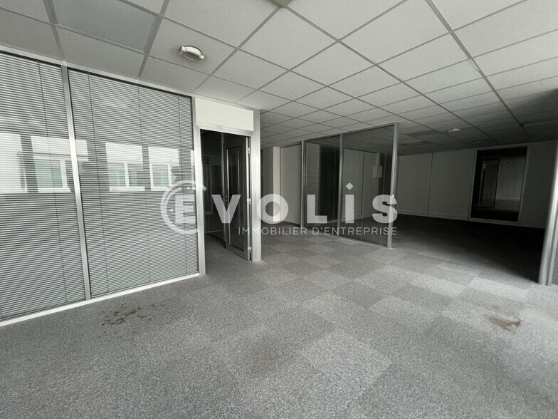 Bureau dans Villiers-sur-Marne à vendre - Photo intérieure – Image 2 sur 10