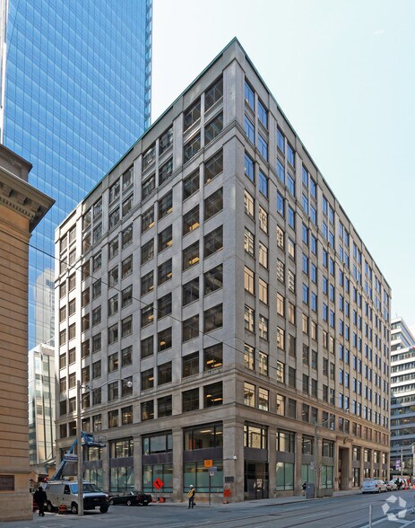 85 Richmond St W, Toronto, ON à louer - Photo de l’immeuble – Image 2 sur 9