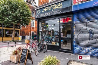 Plus de détails pour 161 Lower Clapton Rd, Londres - Local commercial à louer