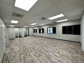 1038 Leigh Ave, San Jose, CA à louer Photo intérieure– Image 1 sur 5