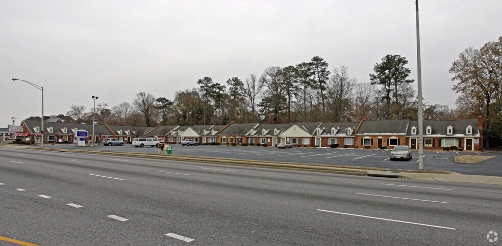 485 S Independence Blvd, Virginia Beach, VA à louer - Photo principale – Image 1 sur 7