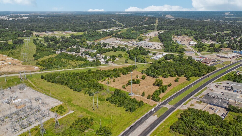 1487 U.S. Rt. 66, Catoosa, OK à vendre - Photo de l’immeuble – Image 2 sur 5