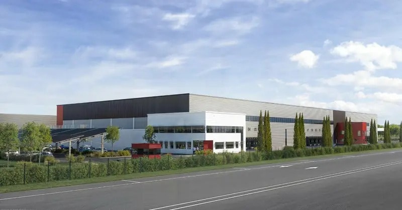 Industriel/Logistique dans SAINT-JEAN-D'ANGELY à louer - Photo de l’immeuble – Image 2 sur 2
