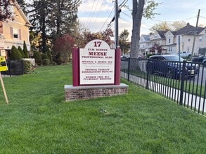 17 Elm Ave, Hackensack, NJ à louer Photo intérieure– Image 2 sur 3