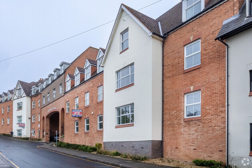 Emmanuel Ct, Sutton Coldfield à louer - Photo de l’immeuble – Image 2 sur 2