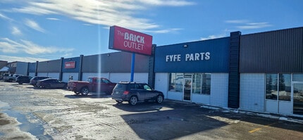 920 Park St, Regina, SK à louer Photo de l’immeuble– Image 2 sur 5