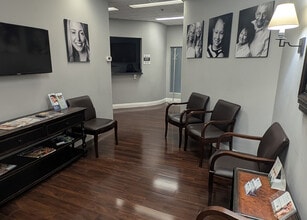 5025 Arlington Centre Blvd, Upper Arlington, OH à louer Photo intérieure– Image 1 sur 6