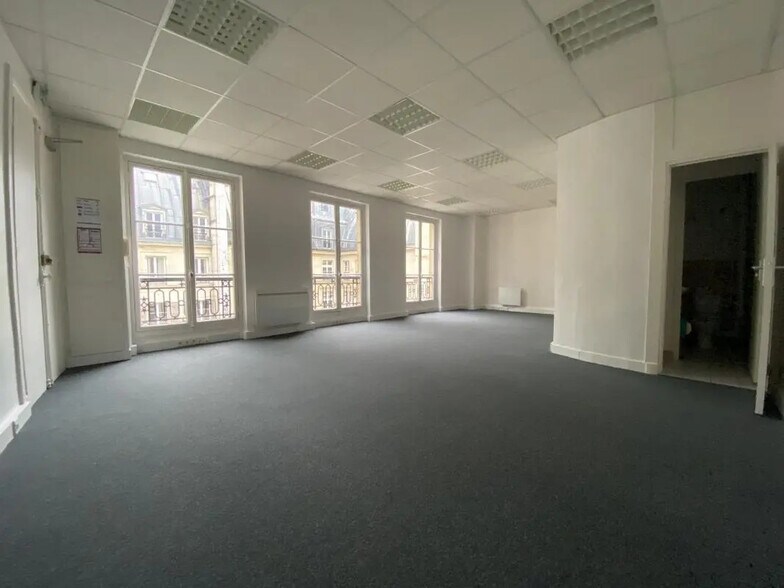 Bureau dans Paris à louer - Photo de l’immeuble – Image 1 sur 5