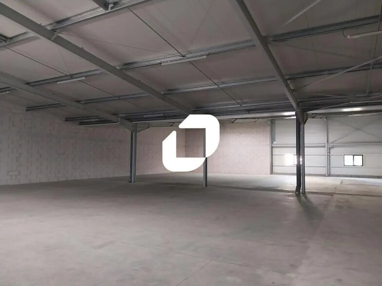 Local d’activités dans Saint-Herblain à louer - Photo de l’immeuble – Image 3 sur 9