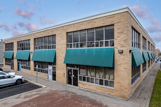 Plus de détails pour 411 Confederation Pky, Concord, ON - Industriel/Logistique à vendre