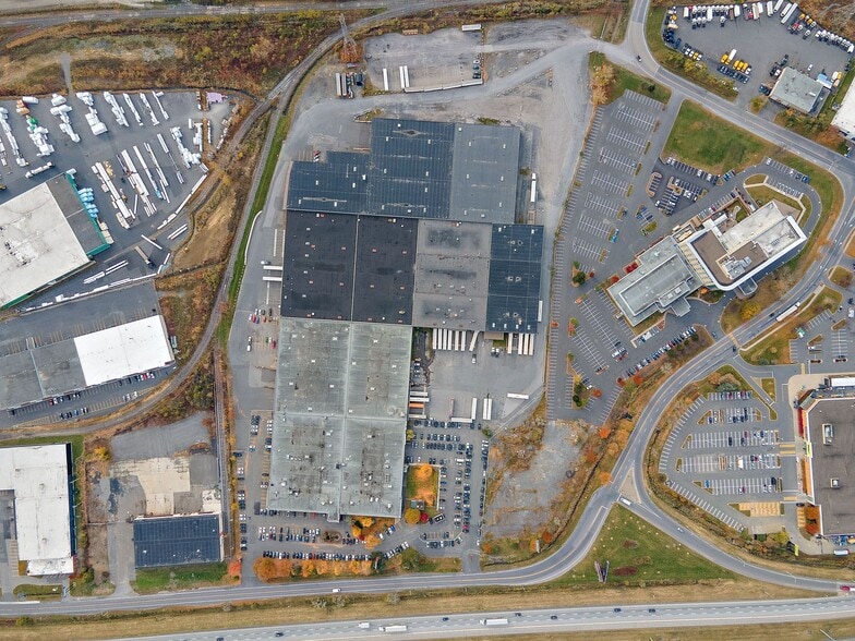 1250 Rue Nobel, Boucherville, QC à louer - Aérien – Image 1 sur 2