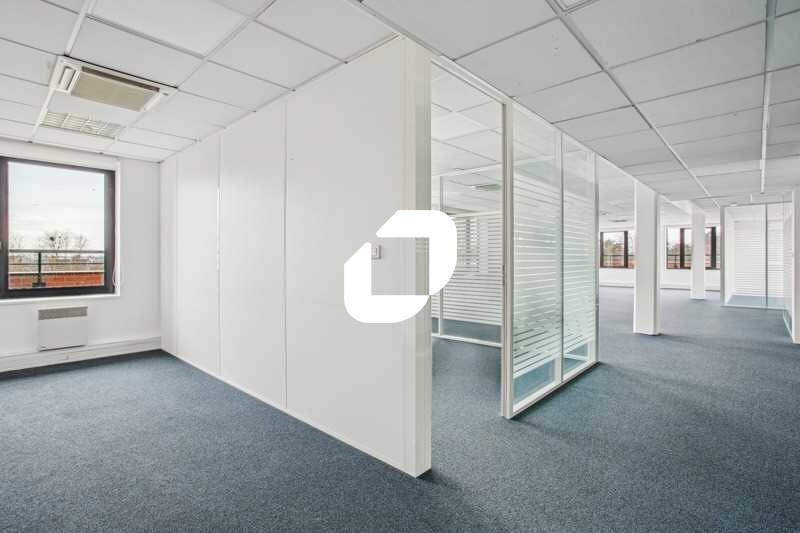 Bureau dans Évry-Courcouronnes à vendre - Photo intérieure – Image 2 sur 28