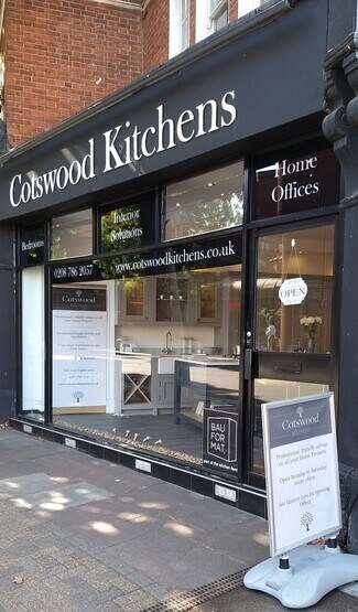 Plus de détails pour 11 Brighton Rd, Surbiton - Local commercial à louer