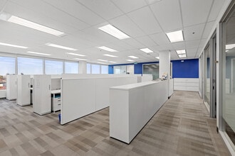 1545 Carling Ave, Ottawa, ON à louer Photo intérieure– Image 2 sur 9