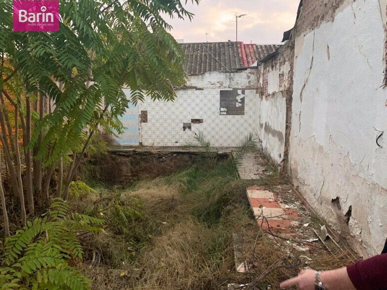 Terrain dans Córdoba, Córdoba à vendre - Photo de la construction – Image 2 sur 2
