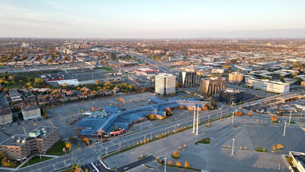 7500 Boul Les Galeries D'Anjou, Montréal, QC à louer - Photo de l’immeuble – Image 3 sur 12