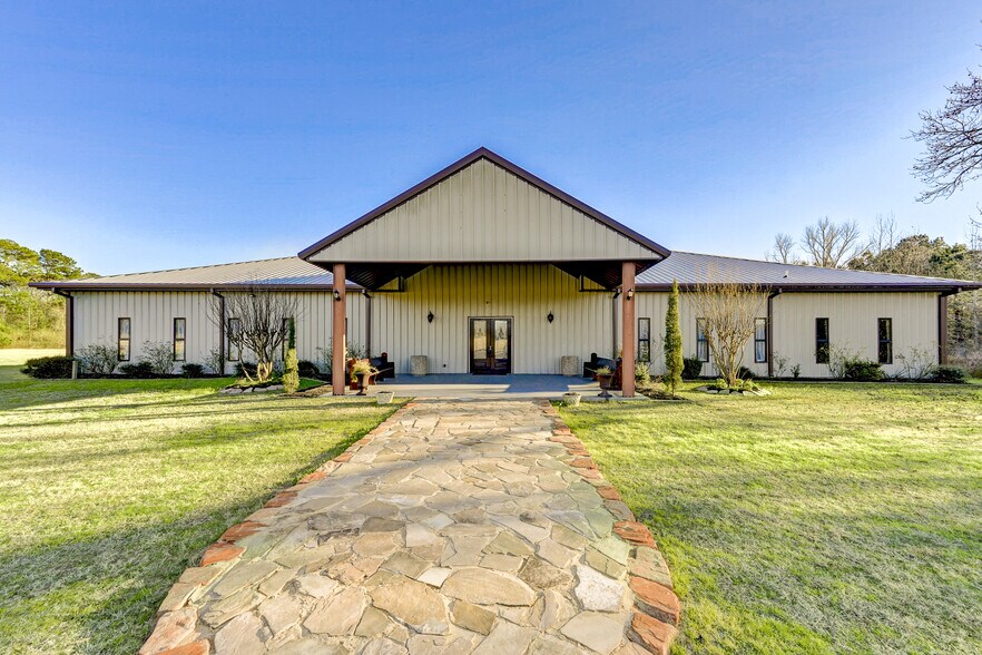 13705 FM 2432 Rd, Willis, TX à louer - Photo de l’immeuble – Image 3 sur 32