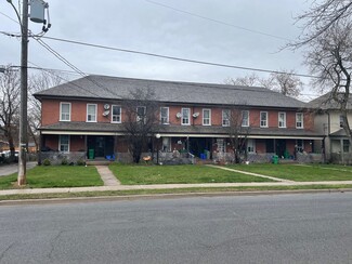 Plus de détails pour 210 Perry St, Peterborough, ON - Logement à vendre