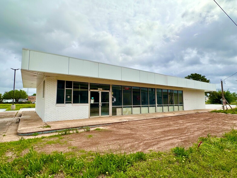 15830 Freeway, Jersey Village, TX à louer - Photo de l’immeuble – Image 3 sur 3