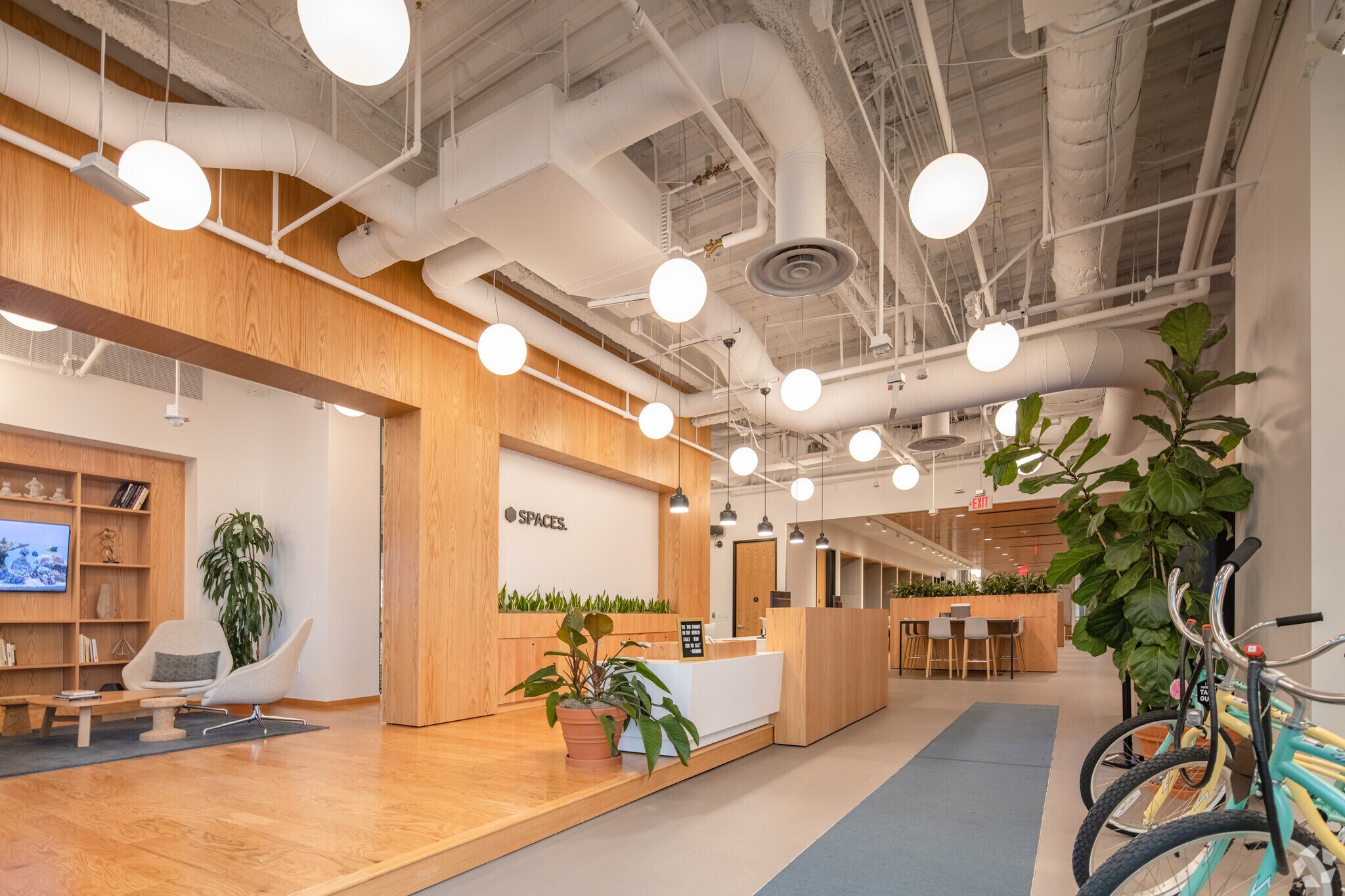 2450 Colorado Ave, Santa Monica, CA à louer Photo intérieure– Image 1 sur 38